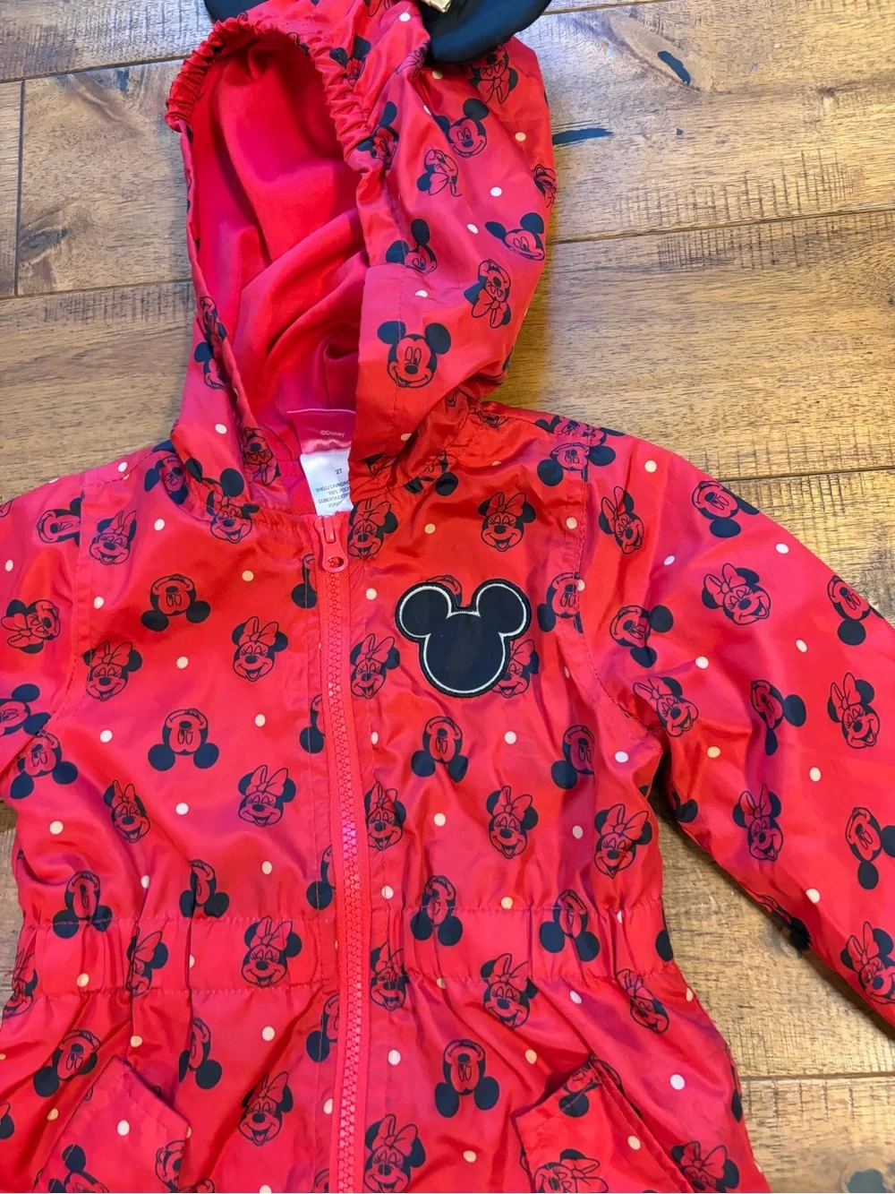 Disney Junior Minnie Mouse Rain Jacket Girls Sz 2T Red Hooded Zip Ears Gold Bow